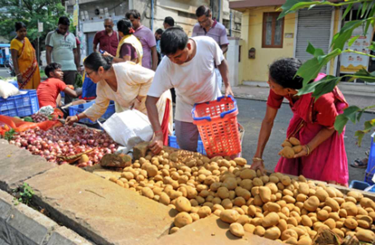 भारत की खुदरा मुद्रास्फीति दर जनवरी में घटकर 5.1 प्रतिशत पर आई भारत की खुदरा मुद्रास्फीति दर जनवरी में घटकर 5.1 प्रतिशत पर आई